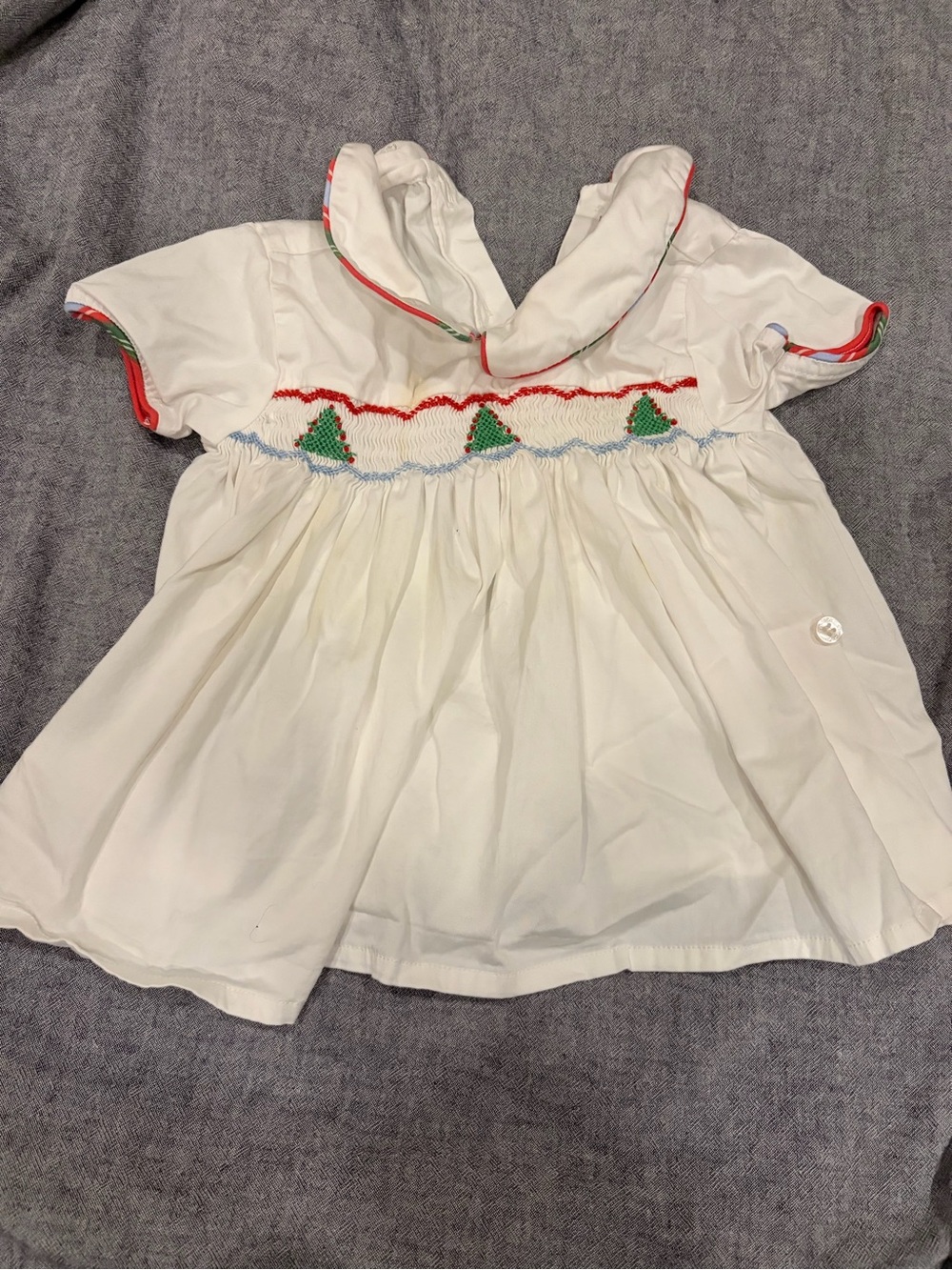 Dondolo White Smocked Toddler Top with Christmas Tree Motif